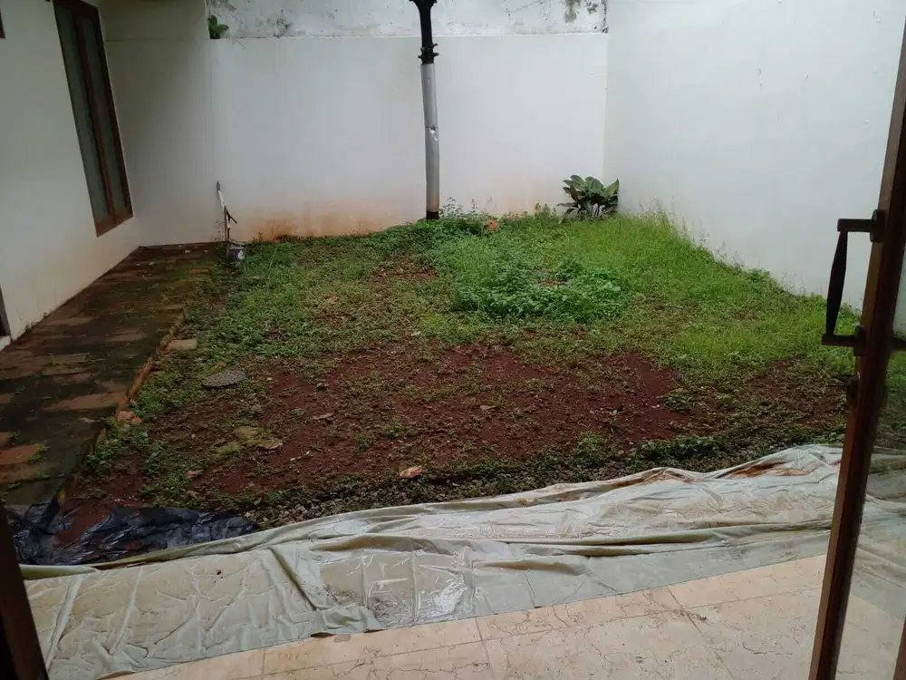 *UPDATE TURUN HARGA* DIJUAL RUMAH JL MELATI LESTARI  LEBAK BULUS JAKAR