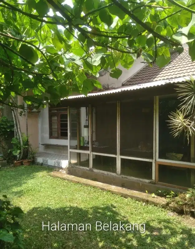 DIJUAL RUMAH LAMA DALAM KOMPLEKS DI PEJATEN JAK SEL