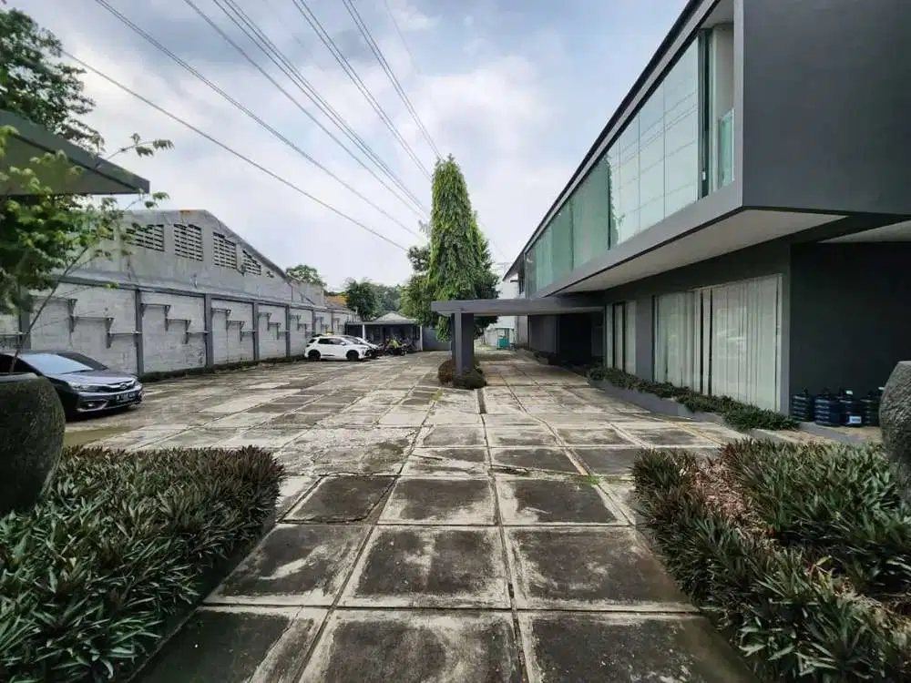 Dijual Gedung Kantor siap Pakai mendekati NJOP Mampang Prapatan Jaksel