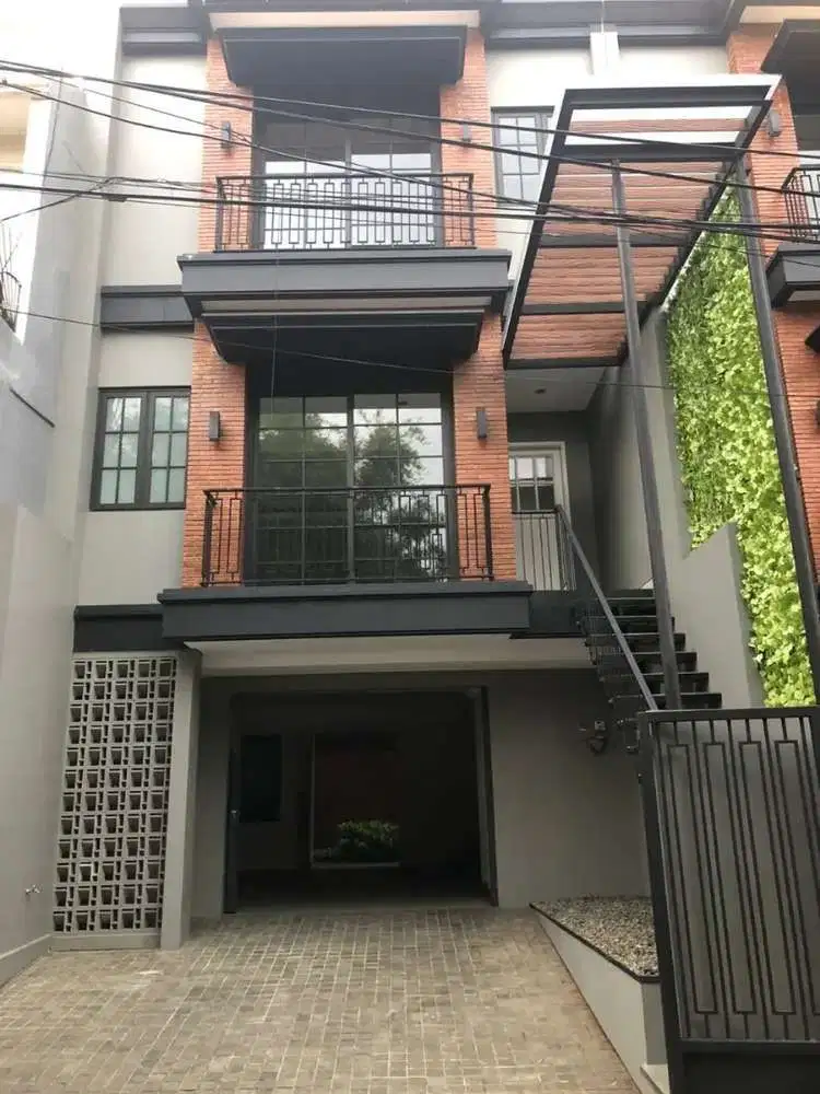 Jual Rumah Brand new Dalam Cluster Cilandak Barat Jakarta Selatan