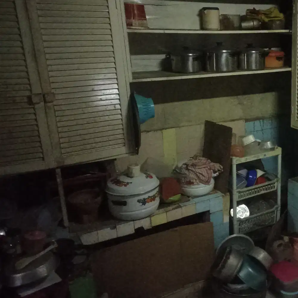 Rumah tua hit tanah strategis, di Menteng Dalam, Jaksel