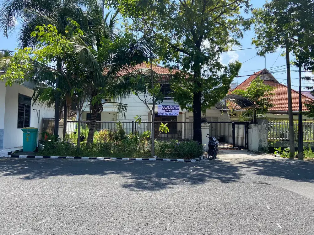 Disewakan Rumah Usaha jln Musi Akses Ramai