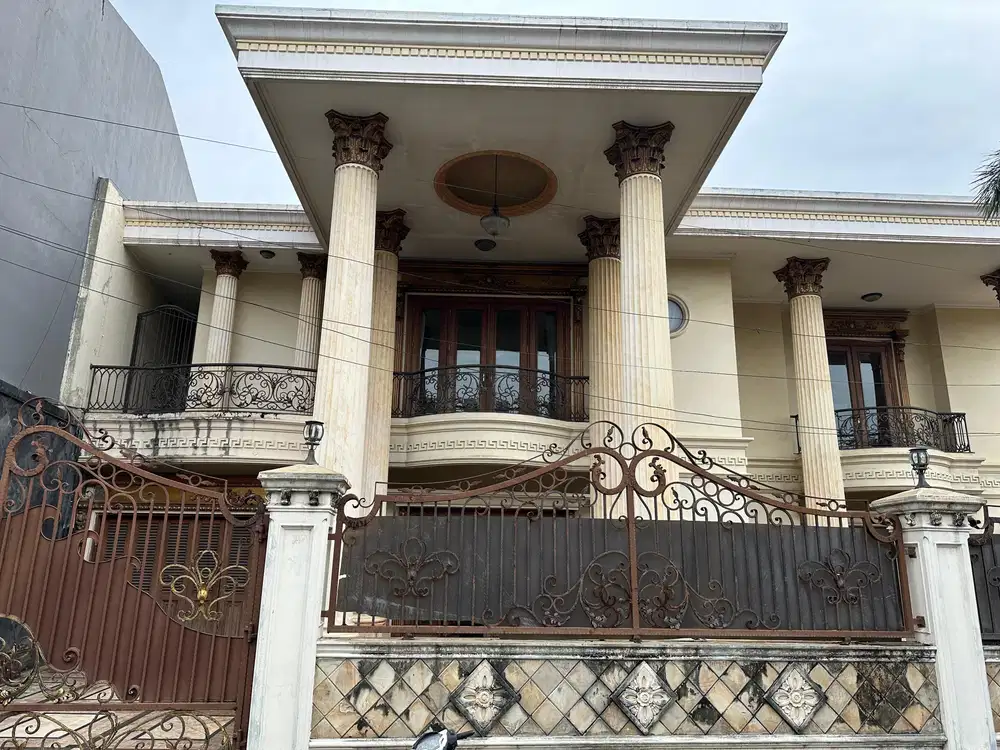 DIJUAL SANTAI TAPI PASTI RUMAH SIAP HUNI Jl. RIMBA CIPETE UTARA KEBAYO