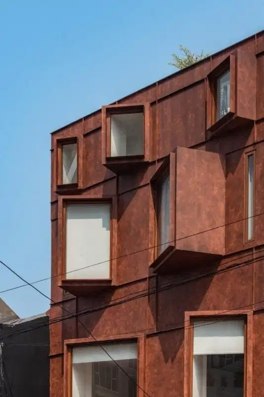 DIJUAL HOTEL  REDDOORZ DI PONDOK INDAH JAK SEL