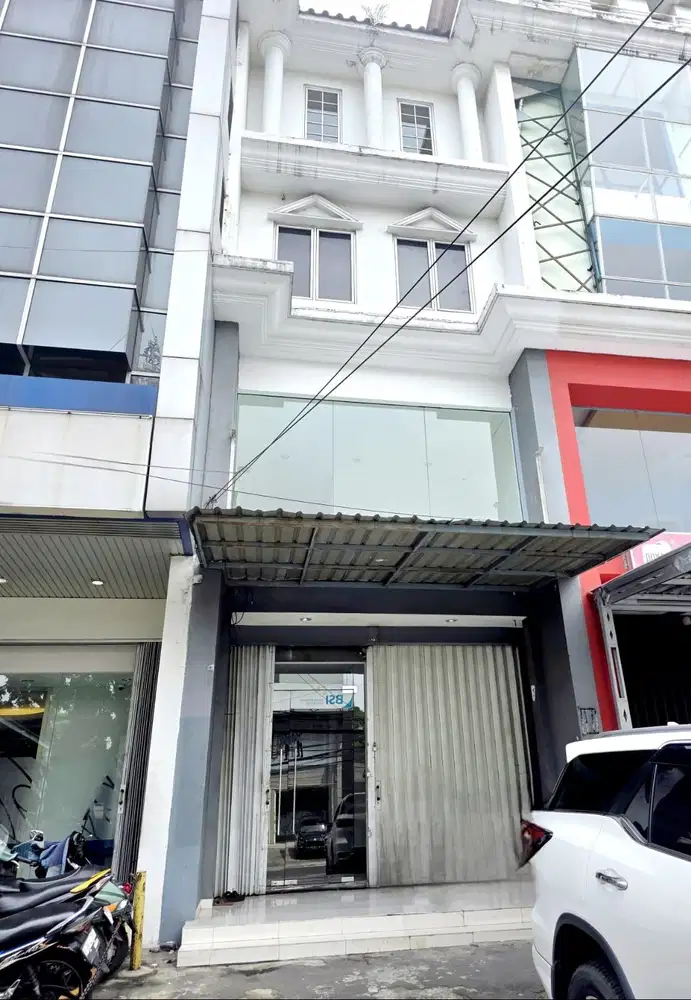 Sewa ruko siap pakai ex bank Radio dalam raya Jaksel