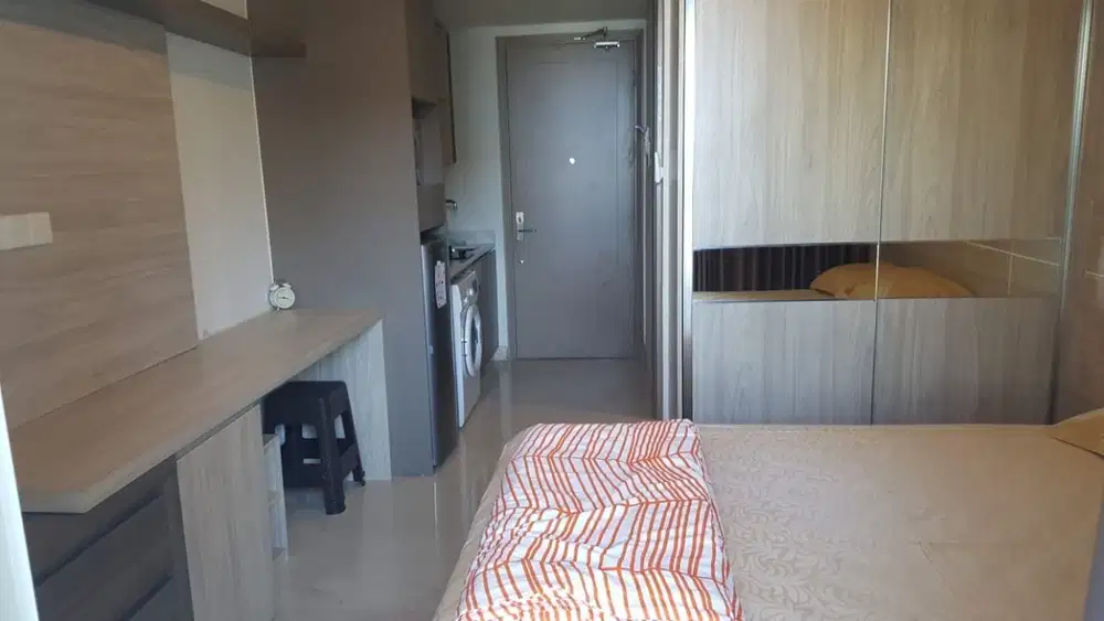 Disewakan Apartemen studio furnished gold coast