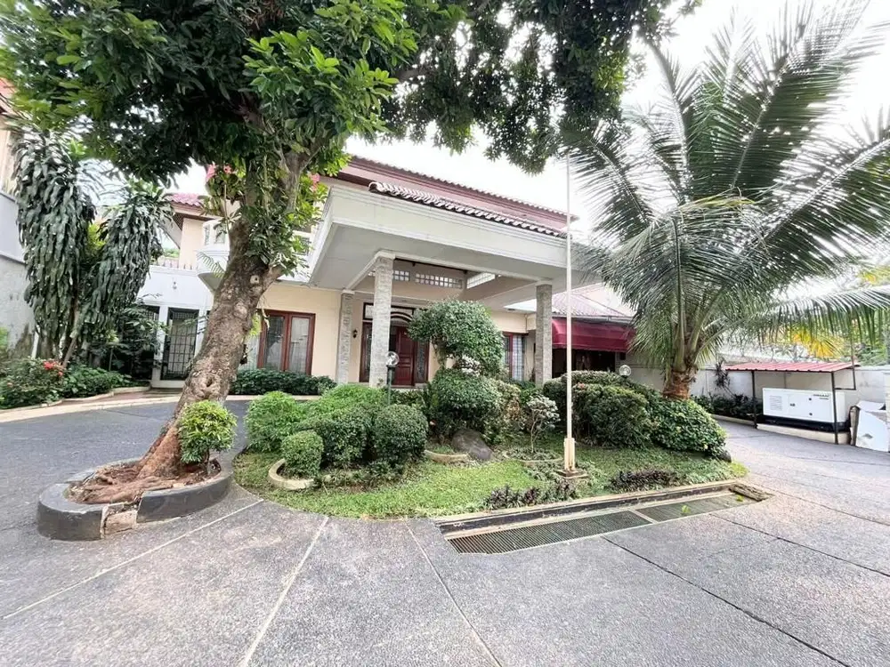 Rumah siap huni cocok hunian / kantor Terusan Gaharu Cipete jaksel