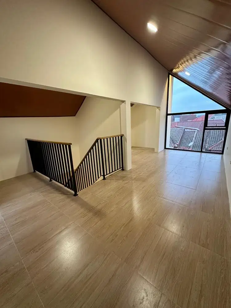 RUMAH BANGUNAN BARU FLAMBOYAN ALAM SUTERA