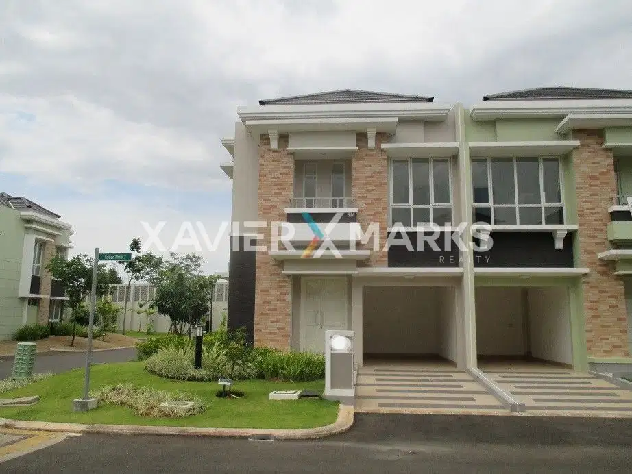 Rumah hook Edison Gading Serpong Bebas banjir Tanah Luas