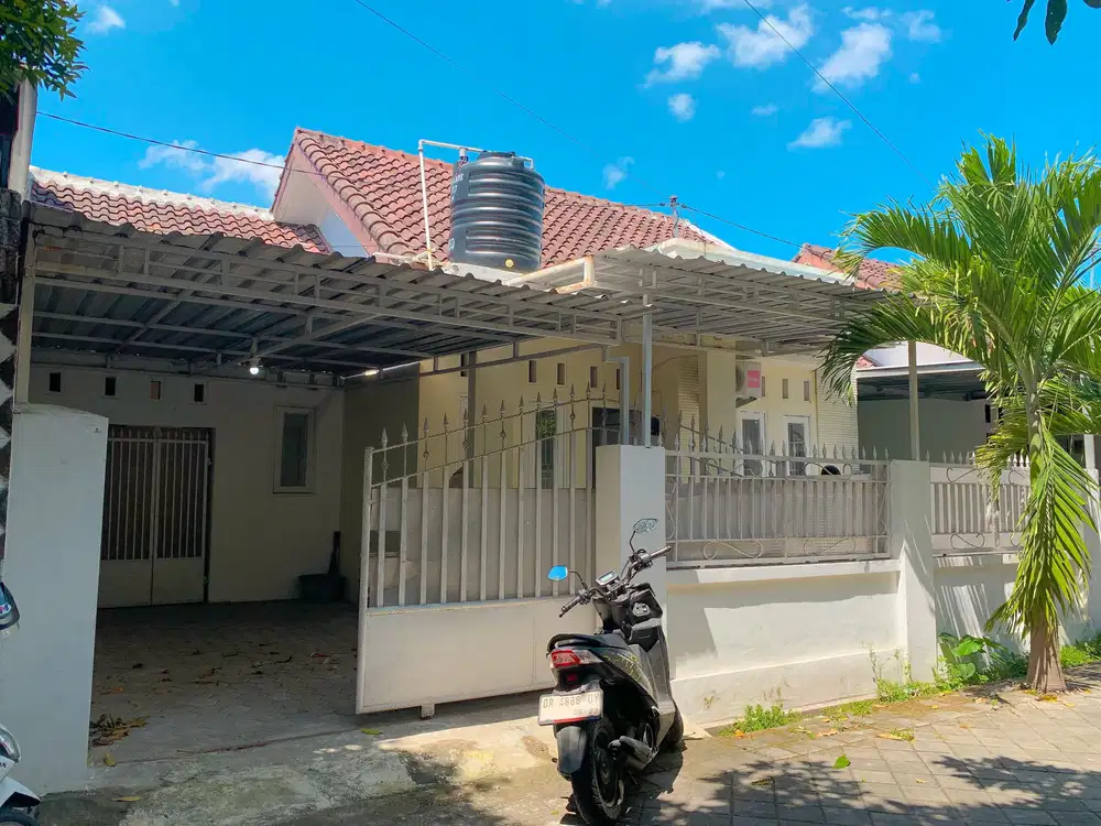 Rumah di kompleks citra mutiara Pagutan