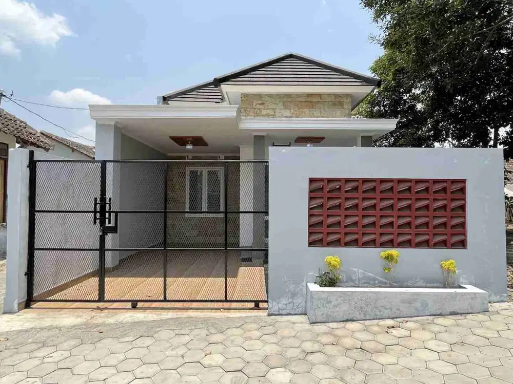 Rumah Baru di Jalan Kaliurang Km 8 Dekat ke kampus UGM