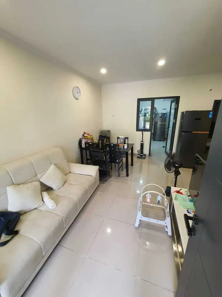 Rumah cakep murah di Gading serpong Cluster Baroni Jarang Ada Furnish
