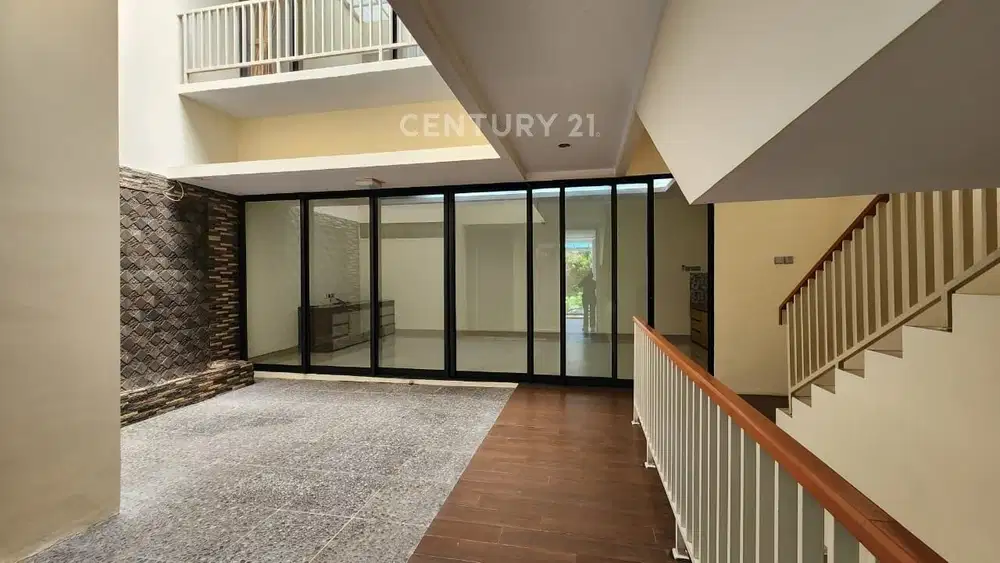 Rumah Mewah Dalam Cluster Premium Di Sektor 7 Bintaro AT15780