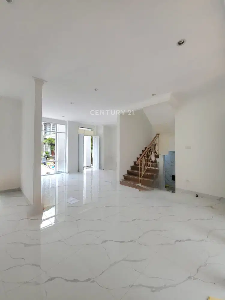 Rumah Siap Huni Desain Fresh Kekinian Di Emerald Bintaro SC13650