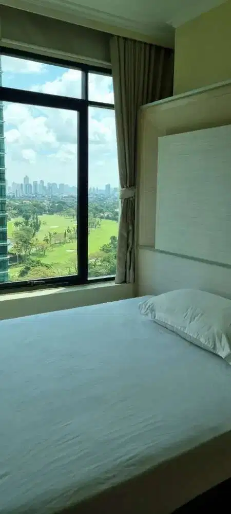 Sewa Apartemen Hampton Park 2BR Furnish dekat JIS Terogong Jaksel