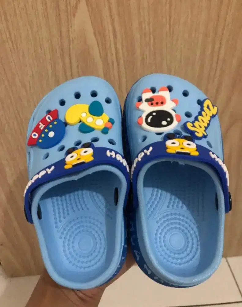Sandal anak BARU