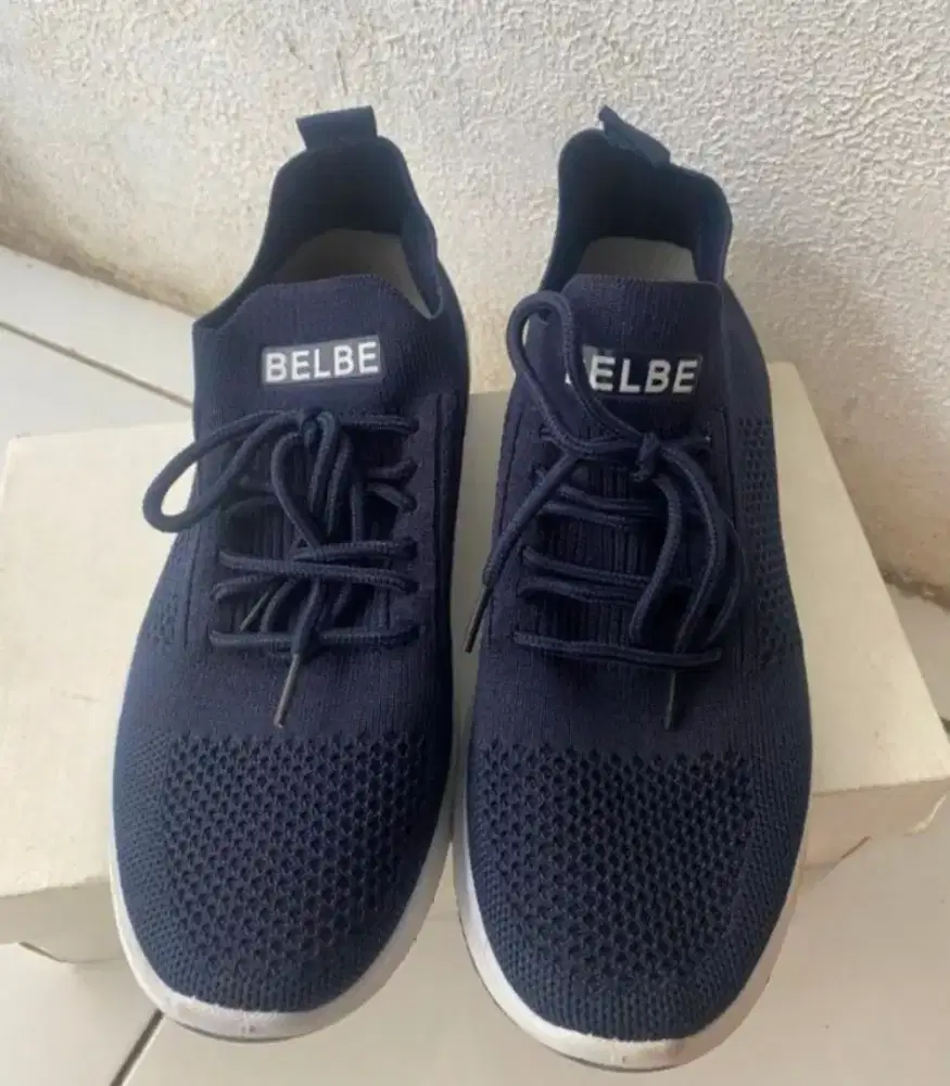 Sepatu sneakers cewek