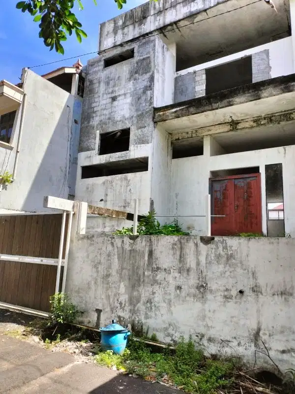 rumah darmo permai dekat pakuwon indah, graha family, citraland
