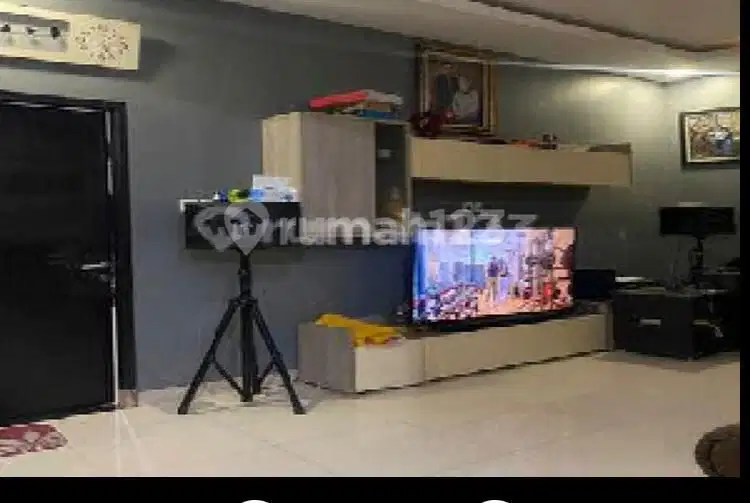 Jual Rumah sangat murah lagi BU posisi hoek di Taman cikas Bekasi.