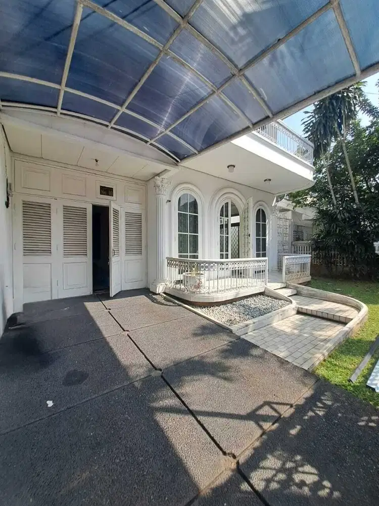 DISEWAKAN RUMAH SIAP HUNI DI PONDOK INDAH JAKARTA SELATAN