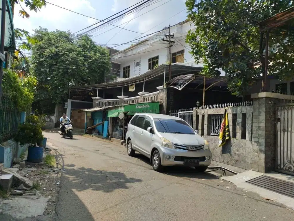 Rumah Di Pusat kota Bandung Dekat ke asia Afrika dibawah njop