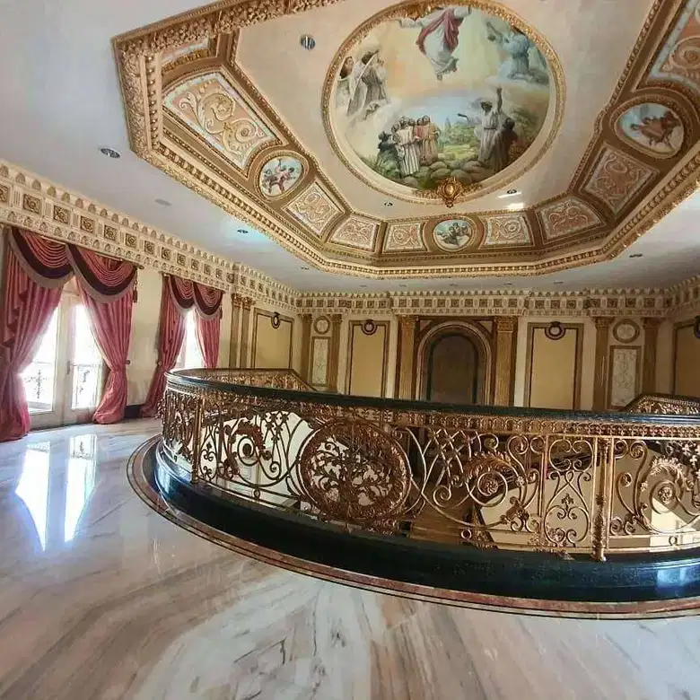 Dijual Rumah Elite di raya kertajaya indah