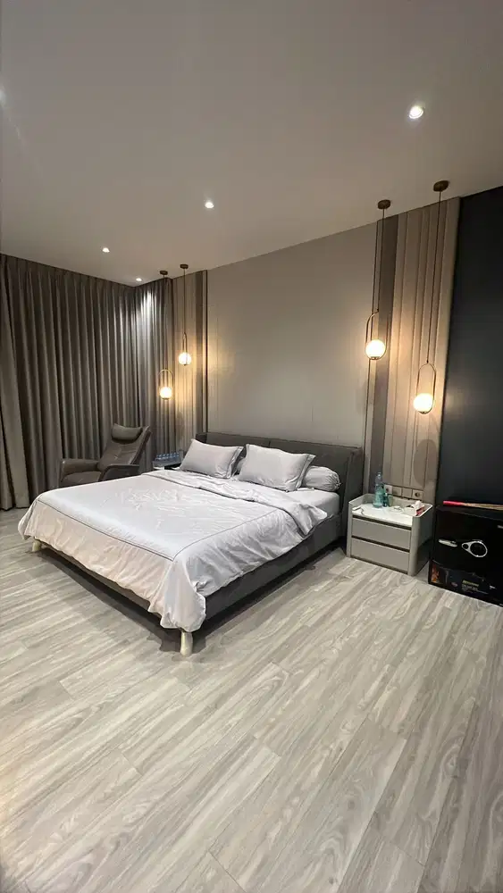 Dijual Rumah 3 Lantai Cluster Keia The Zora Semi Furnished