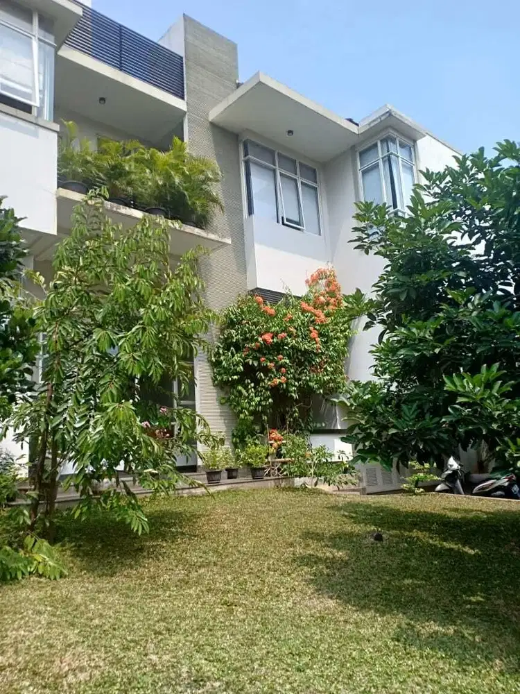 Rumah Full Marmer Cluster Telaga Golf Bsd City Tangerang