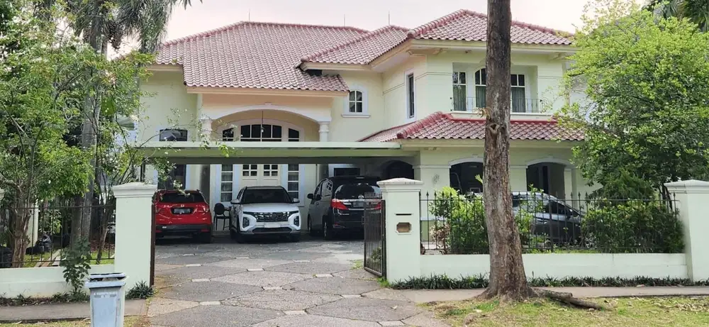 Rumah Klasik Modern Cluster BPR lippo Lokasi Asri dan Privat Lippo Vil