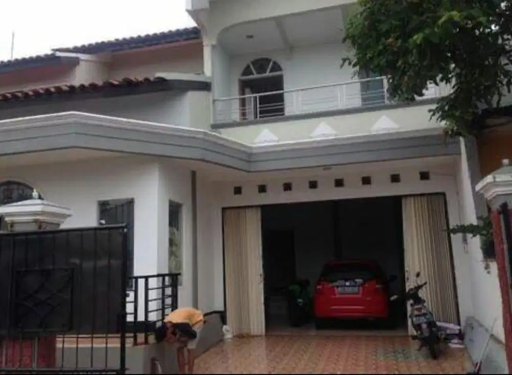Dijual super murah rumah 2 lantai ready dekat MAJT di jl Gajah