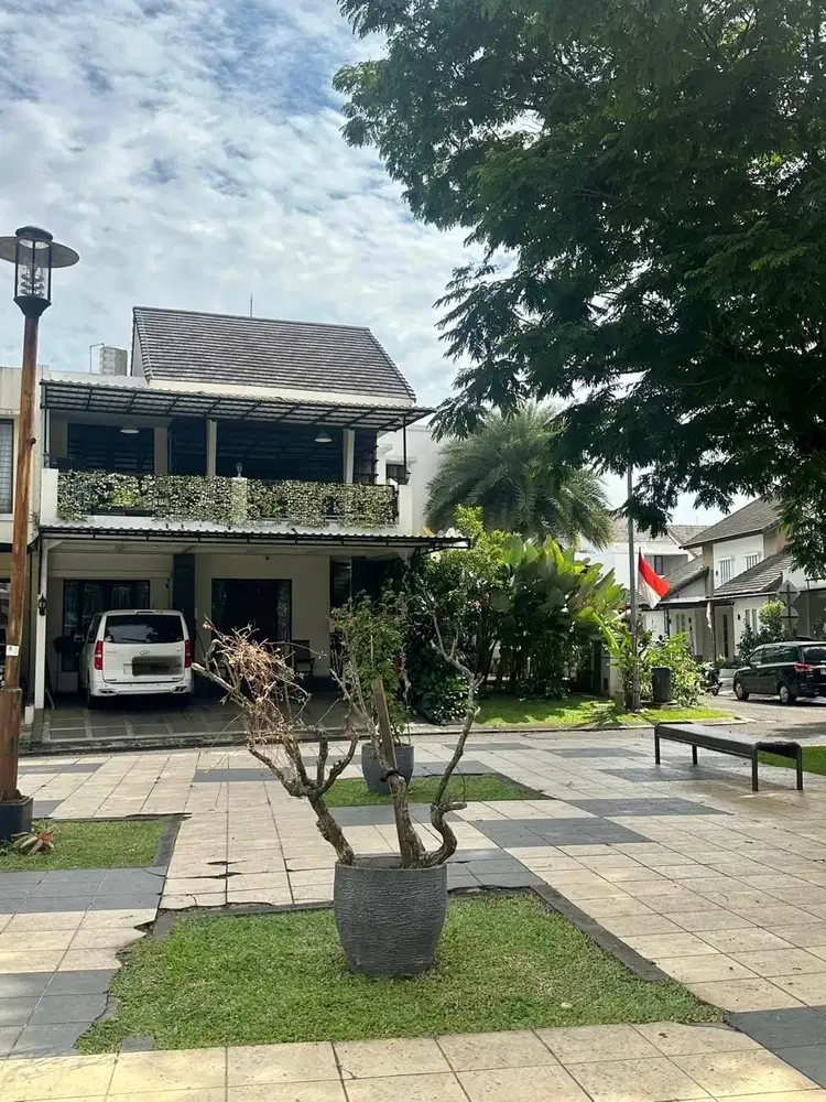 Rumah Hook Cantik  2 LT Full Furnished Siap Huni Di Sektor 9 Bintaro