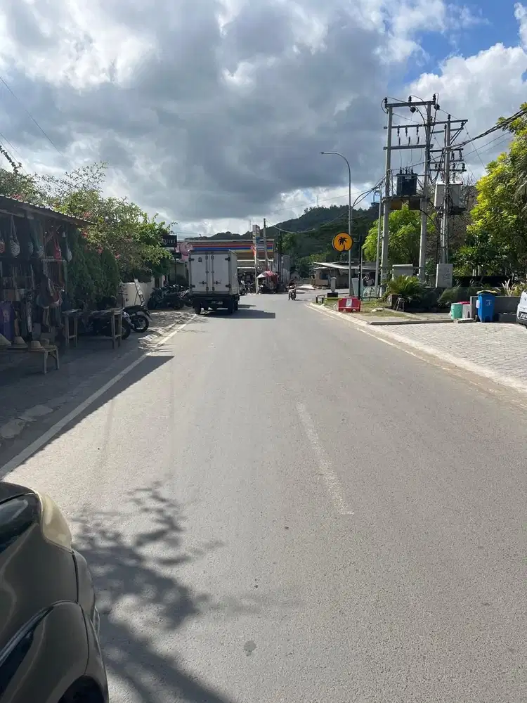 Tanah premium di sentral kuta mandalika dekat raja hotel