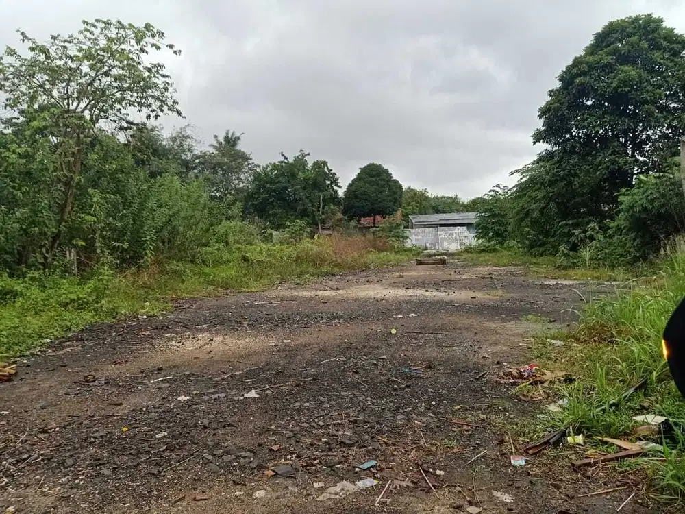 Dijual Tanah di Lokasi Strategis di Jl. Raya Cisauk Legok dekat BSD