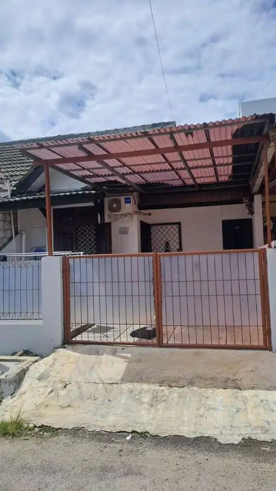 Rumah Minimalis LT 72 Dekat Stasiun Rawa Buntu 1 Lt Siap Huni J-37312