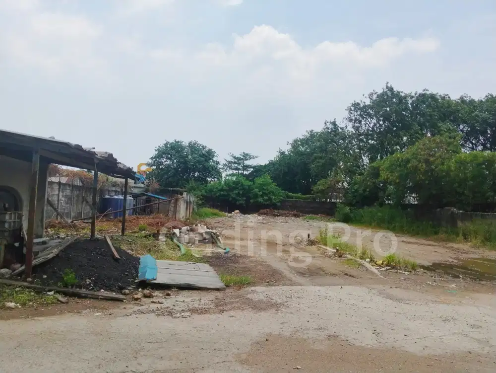 Dijual Lahan + Bangunan Eks Pabrik di Cakung Jakarta Timur