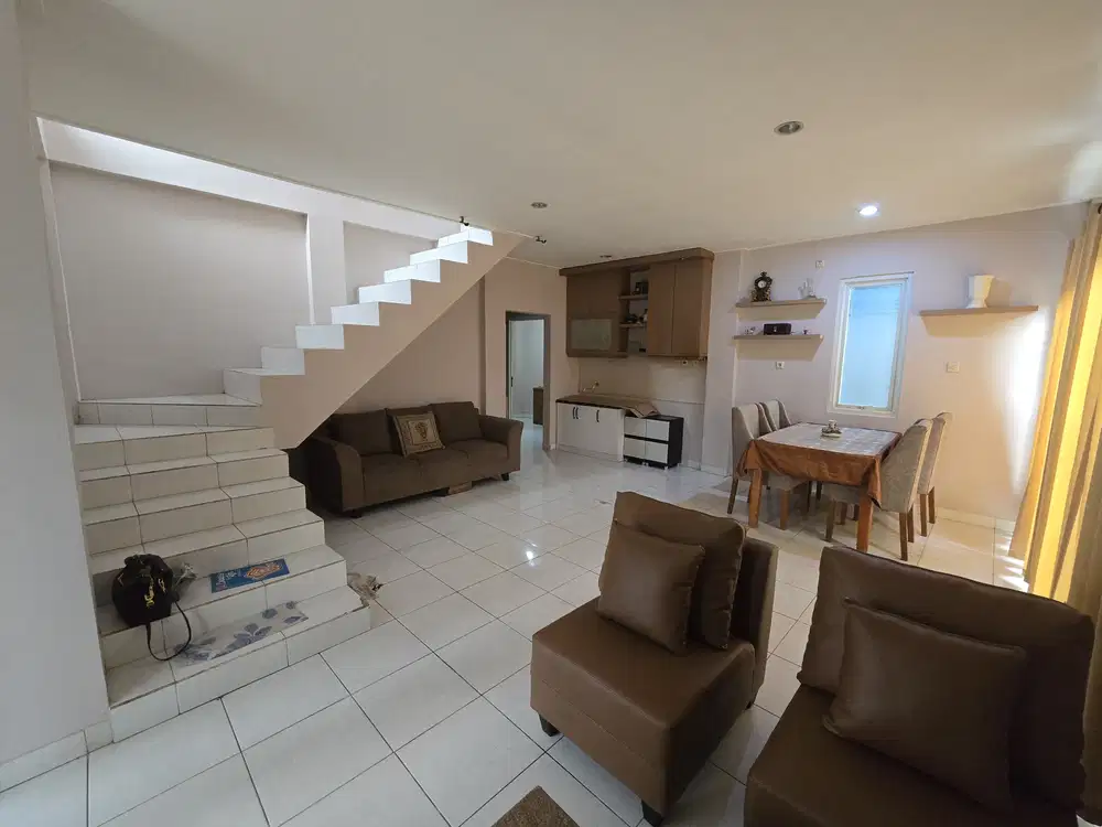 Dijual cepat rumah posisi hook dekat Bintaro