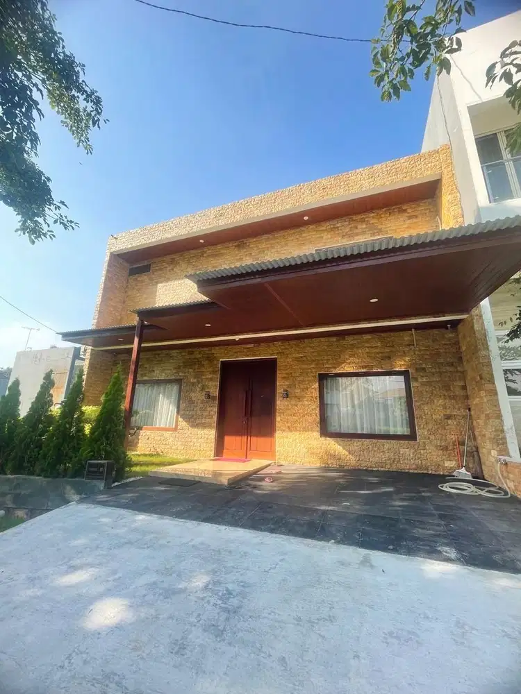 Disewakan Rumah Cluster Taman Simpruk Summer Bliss Lippo Cikarang