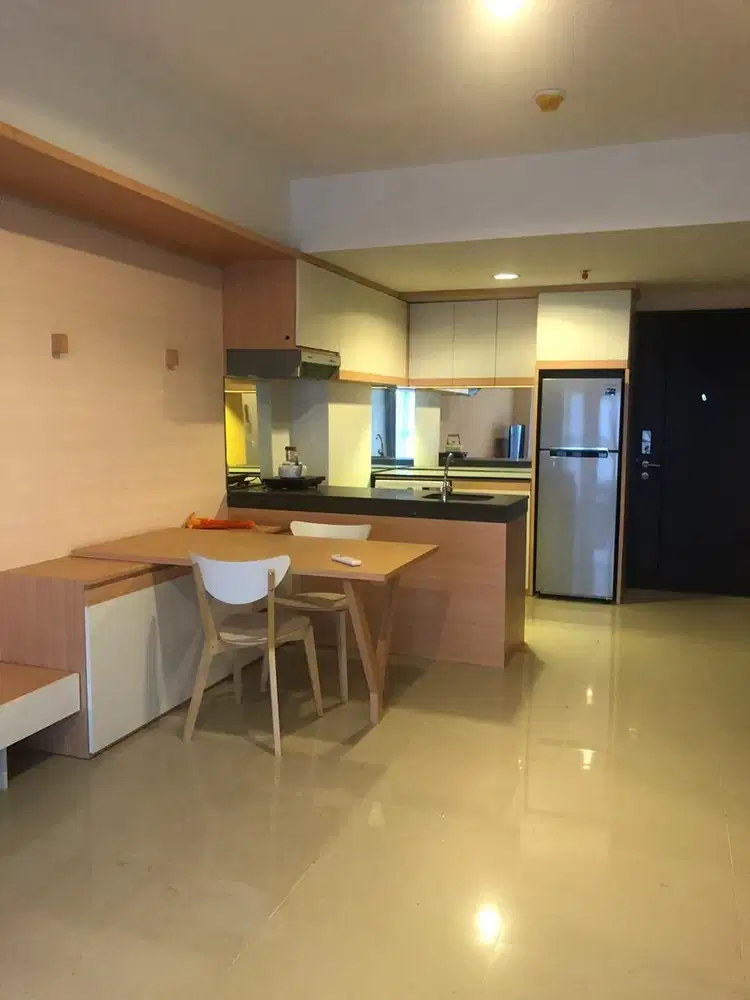 disewakan apartement orange county lippo cikarang bagus dan murah 2bedroom