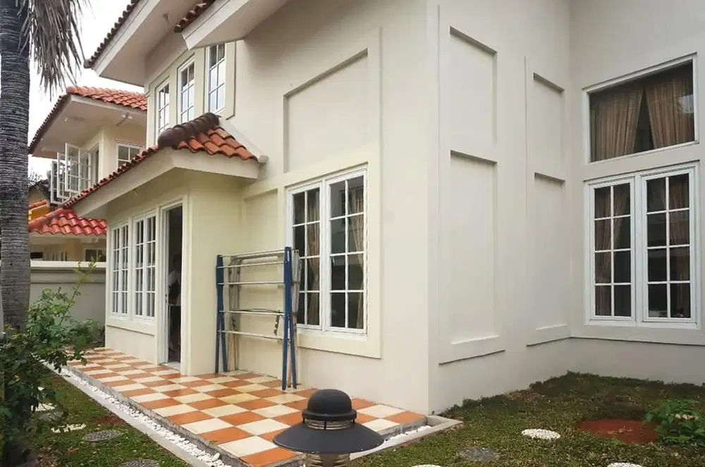 Dijual Rumah Di Cluster Taman Menteng Lippo Cikarang