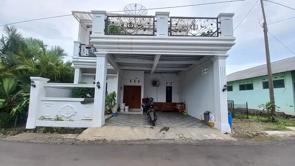 Rumah Mewah 2 lantai dekat wisata Baturaden Purwokerto
