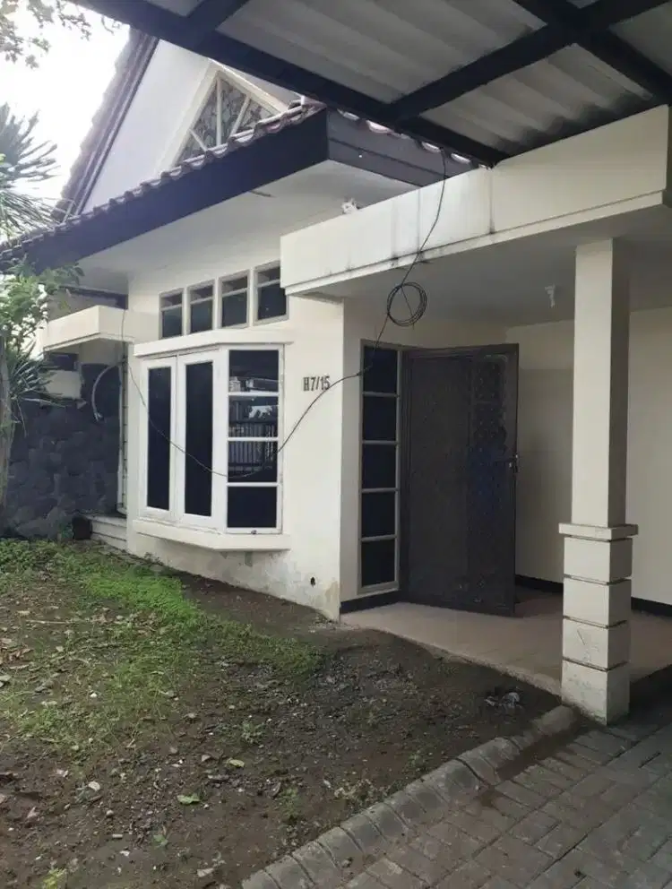 Dijual Rumah Hunian di Citraland, Surabaya