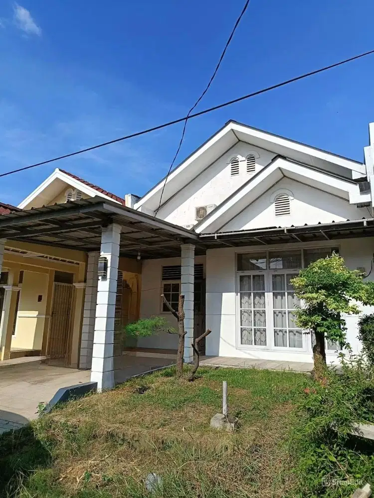 Disewakan Rumah Bagus Cluster Maedowgreen Lippo Cikarang