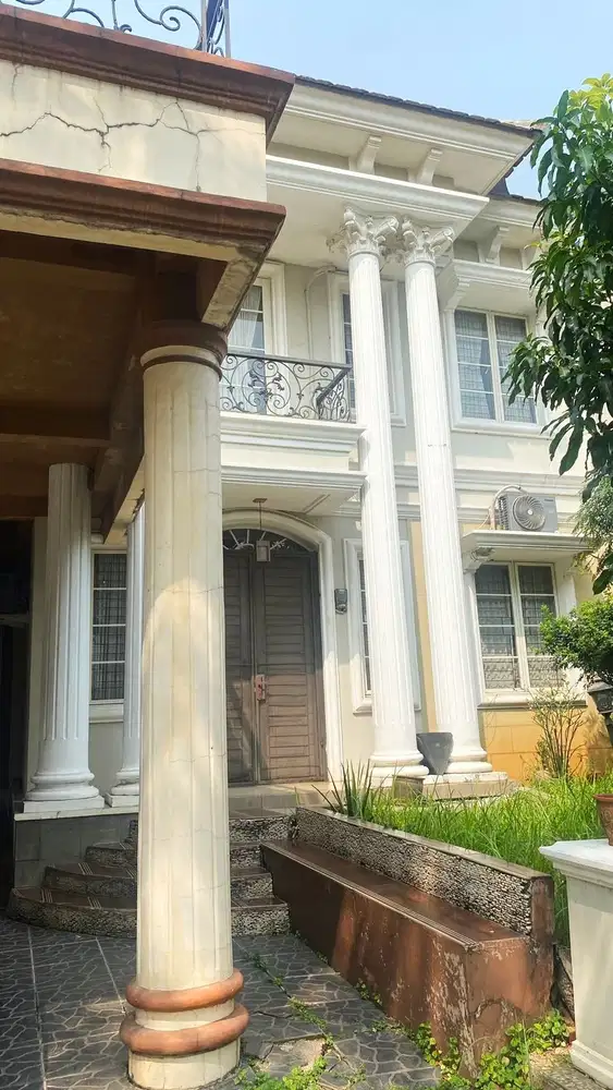 Dijual Rumah Bagus Cluster Oakwood Elysium Residence Lippo Cikarang