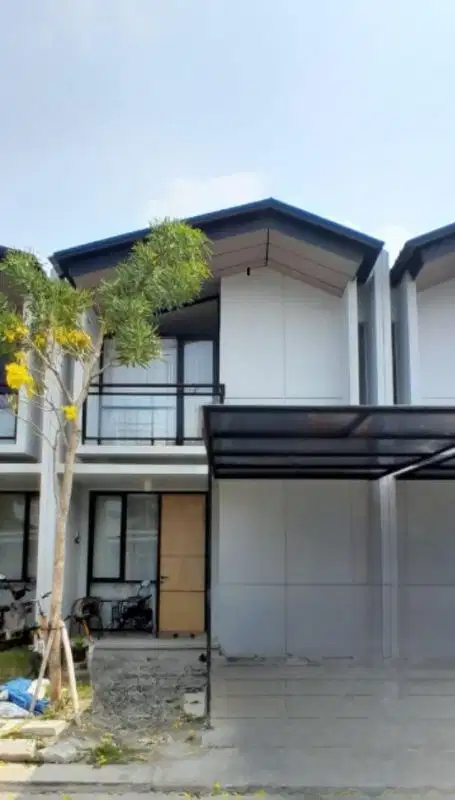 Disewakan Rumah Cluster Uptown Lippo Cikarang