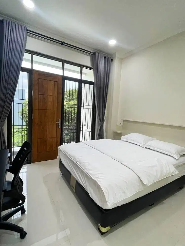 Disewakan Rumah Bagus Cluster Taman Simpruk Lippo Cikarang