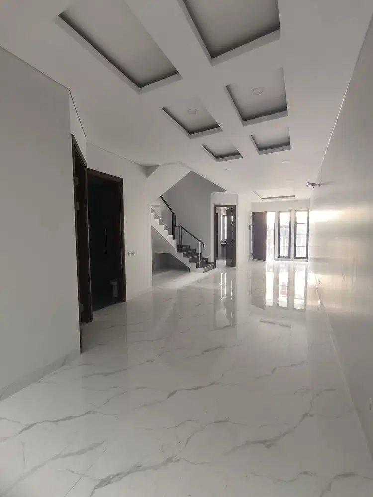 Dijual Rumah Baru siap Huni 3lt di Komplek Sunrise Garden