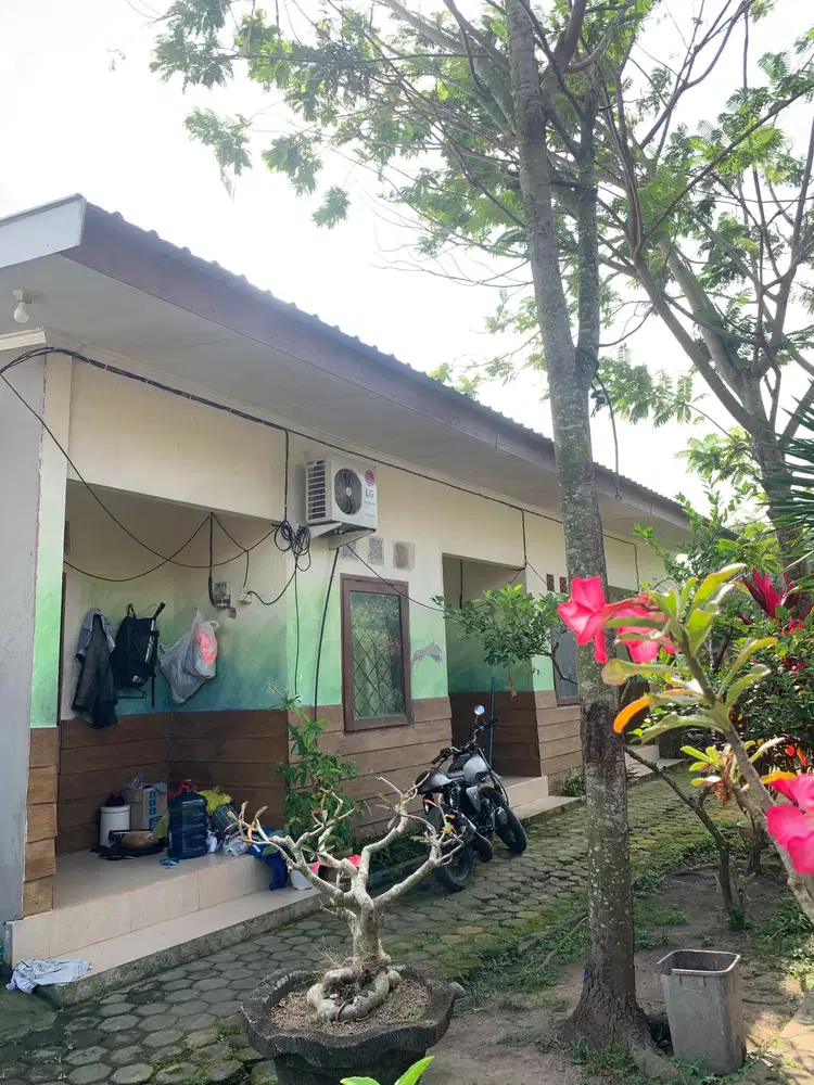 Rumah halaman luas di Sandik Lombok Barat