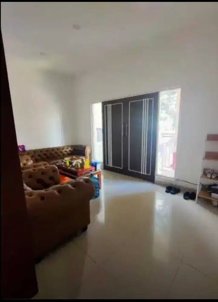 Rumah Puri Mansion Cluster Edinburgh Dekat Mall Puri Indah