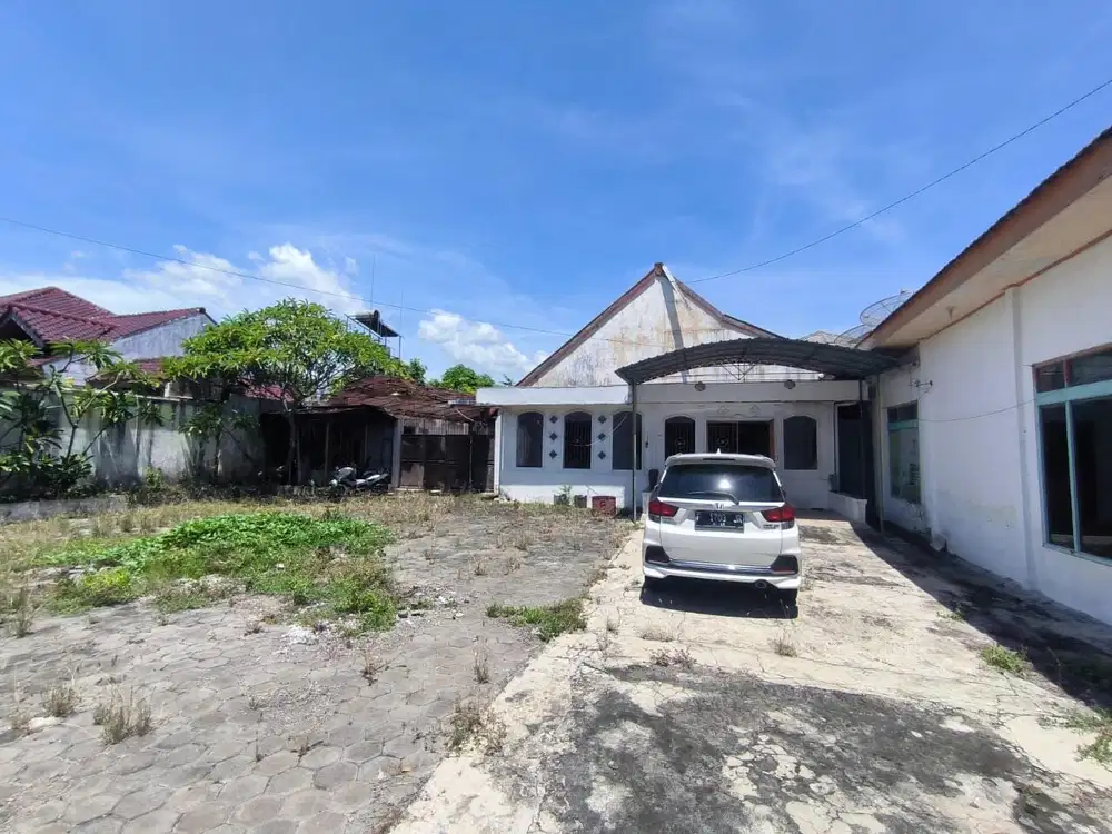Dijual Rumah di Jl. Prambanan, Banyuwangi