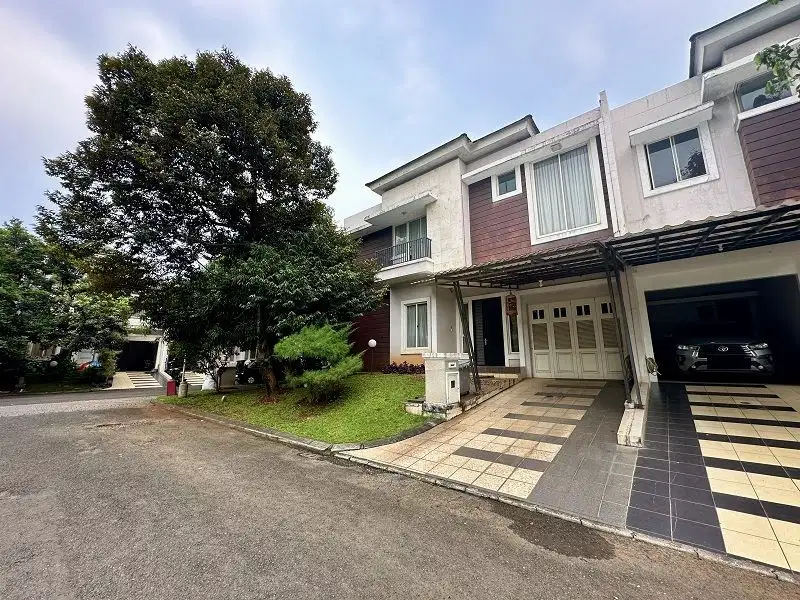 RUMAH HOOK SEMI FURNISH CHALCEDONY PHG GADING SERPONG